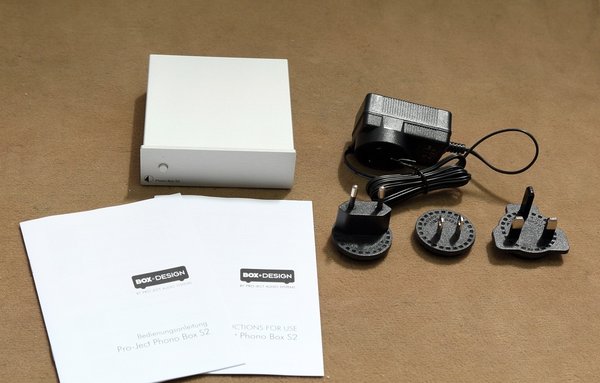 Pro-Ject Phono Box S2 MM/MC Phono Vorverstärker Silber, flexible Einstellung