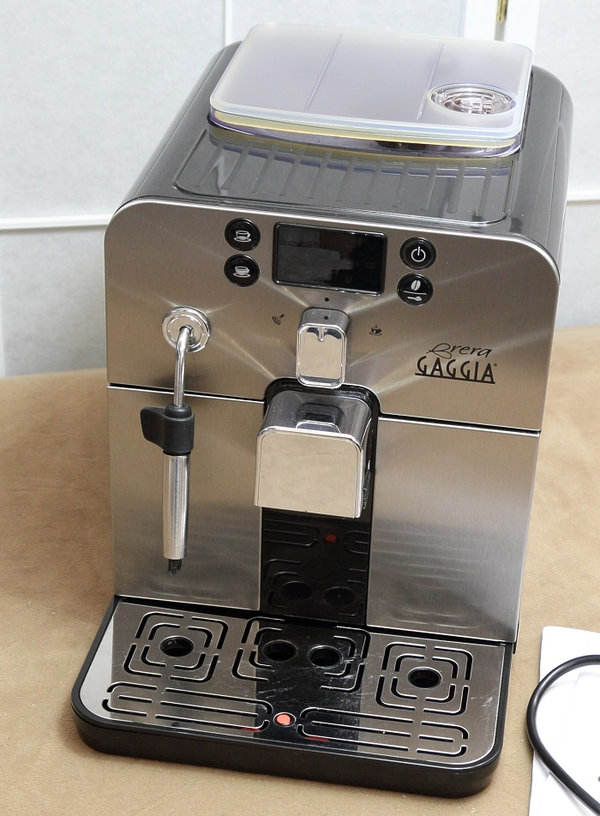 Gaggia Brera RI9305/11 Kaffeevollautomat / 15bar / 1.2 L  /edelstahl/schwarz
