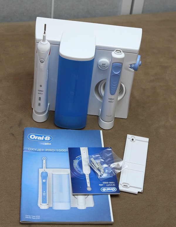 Oral-B Mundpflege-Center, SMART 5000 Elektrische Zahnbürste + OxyJet Munddusche