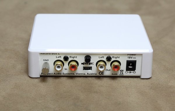 Pro-Ject Record Box E weiss Phono Vorverstärker mit USB / für MM & MC-Systeme
