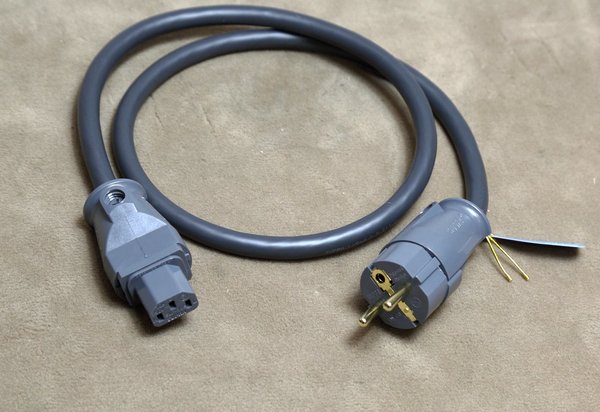 Supra Cables High-End Netzkabel 1,00 m silber LoRad 2.5 SPC CS-EU 3x2,5mm² Werkskonfektion