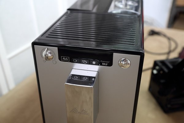 Melitta Caffeo Solo E950-103 Kaffeevollautomat mit Vorbrühfunktion 15 Bar