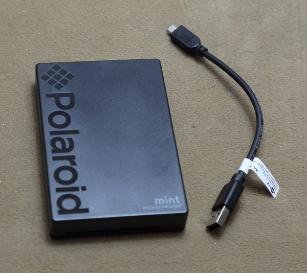 Polaroid Mint Portabler Fotodrocker f. Zink-Papier . Bluetooth für Android- & iOS-Geräte POLMP02B
