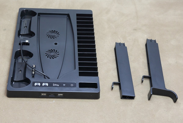 NEWZEROL AGZ200 Konsolenständer für PS5 mit Lüfter + Ladegerät f. Controller